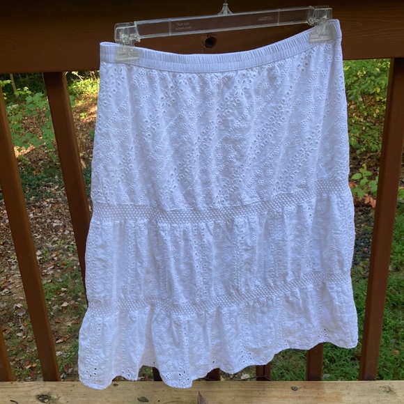 sw new york Dresses & Skirts - SW cotton eyelet skirt